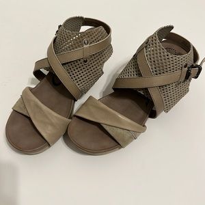 OTBT Perforated Slingback Chunky Heel Leather Strap Comfort Sandals
